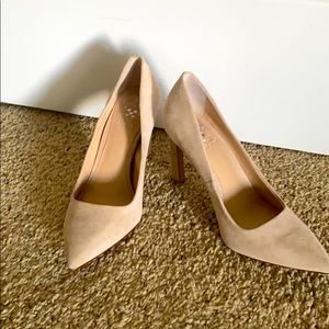 Vince Camuto women’s suede pumps
